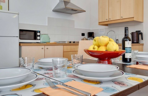 Vatican Apartment | Lovely 4 Br Apt Near Vatican By Halldis