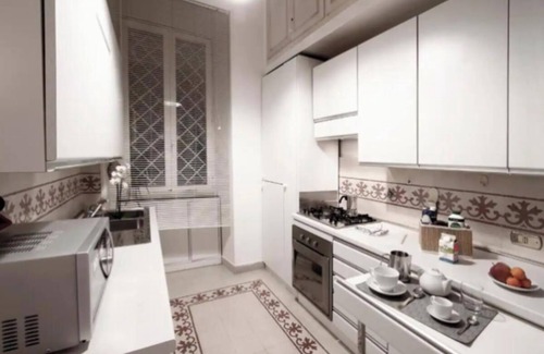 Prati Apartment | Luxurious Apartment Near Borgo Pio and Vaticann