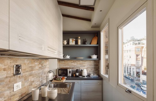 Rione V Ponte Apartment | Luxury suite Giulia, Stunningly refined apartment in the centre of Rome!