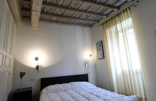 Rione XI Sant'Angelo Apartment | Mattei Flat