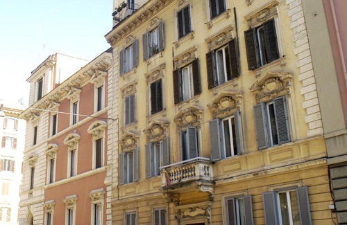 Rione XIV Borgo Apartment | Modern Italian Apartment in Rome with city view