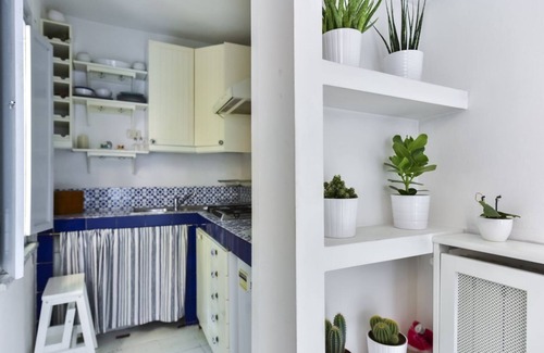 Monti Apartment | Monti Secret Garden, 5 min walking from the Colosseum