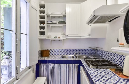 Monti Apartment | Monti Secret Garden, 5 min walking from the Colosseum