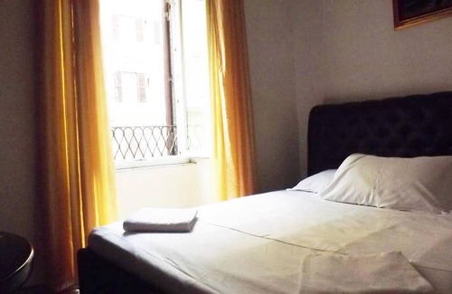 Vatican House | Motel