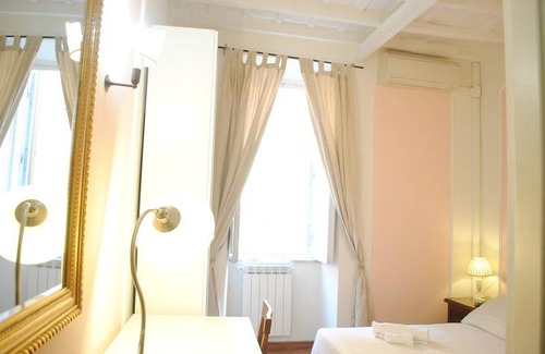Rione V Ponte House | Motel ∙ 8 guests