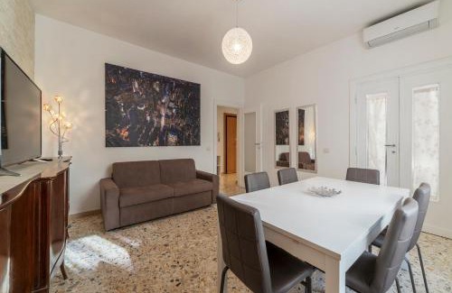 Vatican Apartment | Musei Vaticani & Cipro MM Apartment