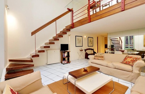 Rione V Ponte Apartment | Orso House Apartment | Romeloft