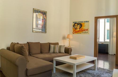 Rione IV Campo Marzio Apartment | Palazzo Borghese Lovely Flat