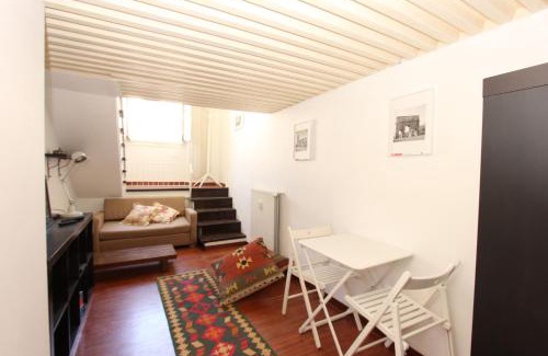 Rione IV Campo Marzio Apartment | Penna Flats