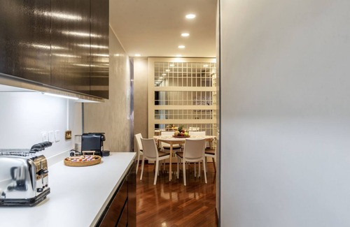 Rione IV Campo Marzio Apartment | Piazza di Spagna 90 Exclusive Apartment