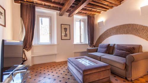 Trastevere Apartment | Rental in Rome - Scala Suite