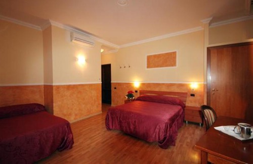Rione II Trevi Hotel | Residenza Ki