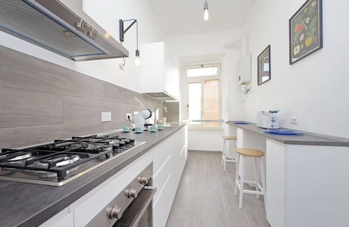 Vatican Apartment | Riccardo Grazioli Lante - Comfortable 2 Br By Halldis