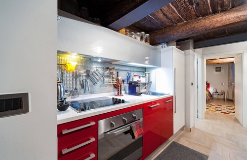 Monti Apartment | Roman Forum apartment