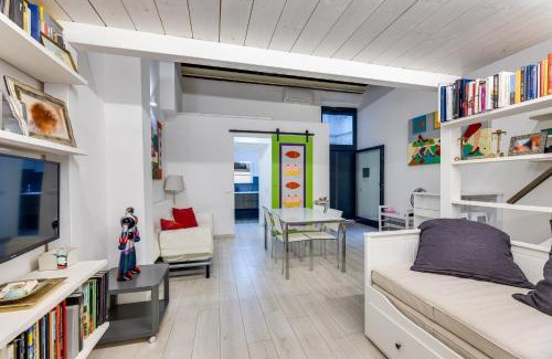 Rione XI Sant'Angelo Apartment | Rome Historic Center LOFT