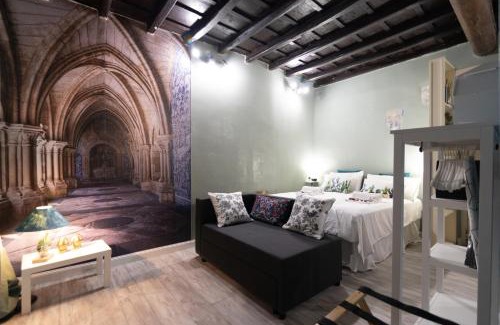 Rione VI Parione Apartment | RomeatHome Deluxe suite Campo dei Fiori