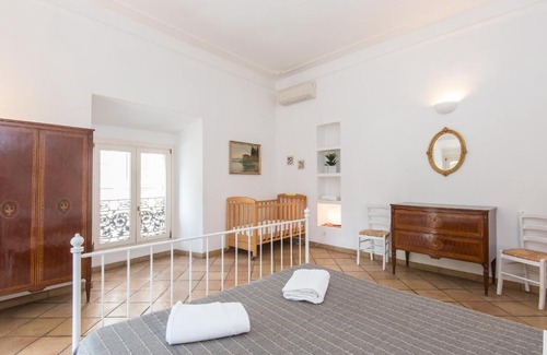 Roman Ghetto Apartment | RSH Arenula Apartments