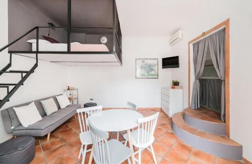 Rione VI Parione Apartment | Sleep in the Clouds near Piazza Navona