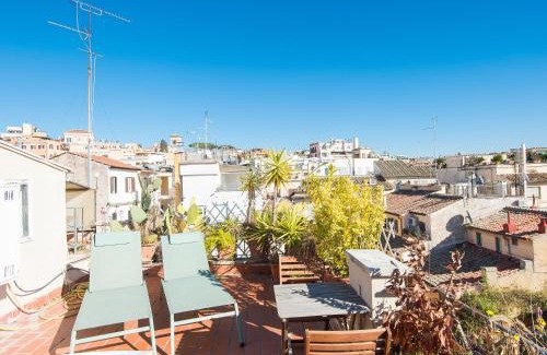 Rione III Colonna Apartment | Spanish Steps Amazing Terrace