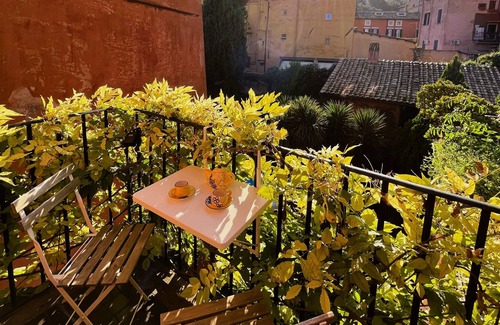 Trastevere Apartment | The Gem - Trastevere Cozy Retreat with pool
