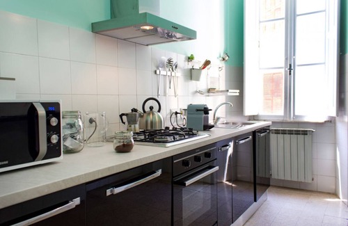 Trastevere Apartment | TrastevereHome - San Cosimato View on Trastevere Square
