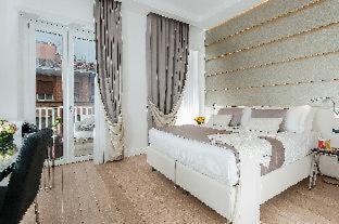 Rione XIV Borgo House | Vatican Style