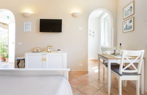 Vatican Apartment | Very bright apartment overlooking San Pietro