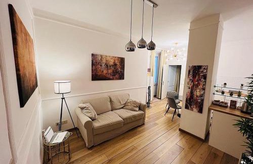 Rione IV Campo Marzio Apartment | Via del Corso Charme Apartment