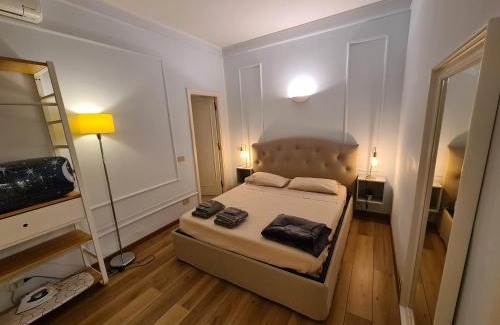 Rione IV Campo Marzio Apartment | Via del Corso Charme Apartment