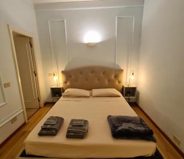 Rione IV Campo Marzio Apartment | Via del Corso Charme Apartment