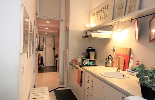 Trastevere Apartment | When in Rome, do as the Romans do.nIn the earth of Trastevere