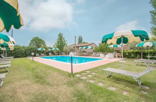 Collesanto Apartment | 1 bedroom accommodation in Magione