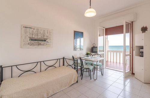 Marotta Apartment | 1 bedroom amazing apartment in Marotta PU