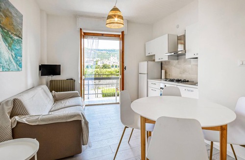 Pietra Ligure Apartment | 1 bedroom amazing apartment in Pietra Ligure