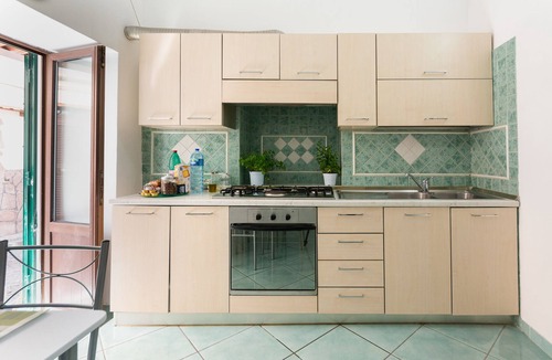 Ischia Porto Apartment | 1 Bedroom Apartment in Ischia