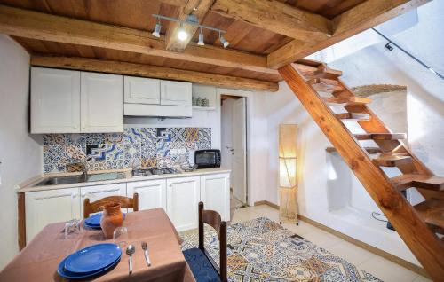 Longobardi House | 1 Bedroom Cozy Home In Longobardi