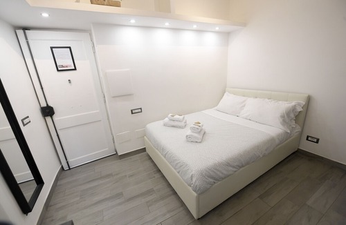 Monti Apartment | 1 bedroom(s) Studio near Roma