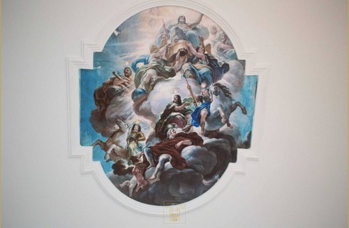 Ercolano House | 1. Economy