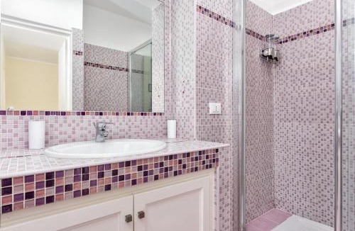 Moncalieri Apartment | [10 min Torino] Moderna Casa Due Piani con Cortile