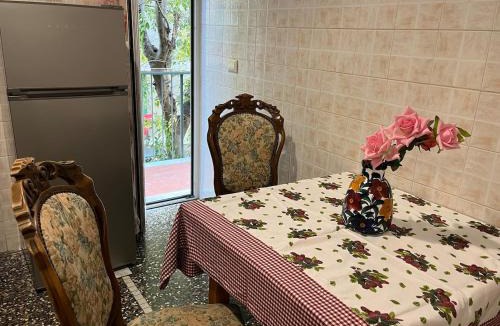 Rivarolo Ligure Apartment | 10 Minutes from the city center