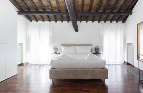 Rione III Colonna Apartment | 100 m² Apartment ∙ 2 bedrooms ∙ 5 guests