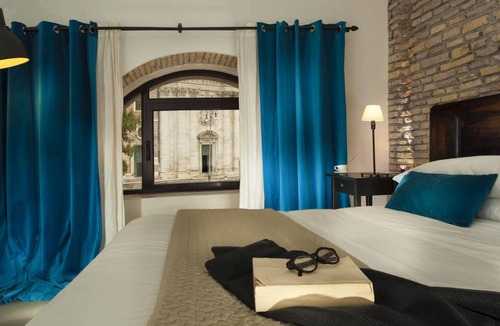 Rione VI Parione Apartment | 105 m² Apartment ∙ 3 bedrooms ∙ 6 guests