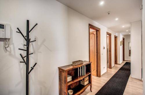 Vatican Apartment | 110 m² Apartment ∙ 3 bedrooms ∙ 8 guests