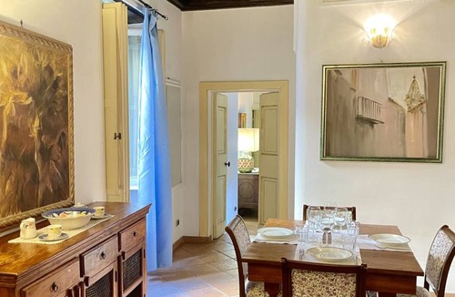Rione II Trevi Apartment | 110 m² Apartment ∙ 2 bedrooms ∙ 6 guests