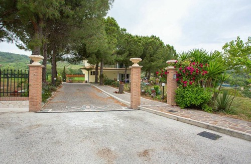 Pineto Apartment | 110 m² Apartment ∙ 2 bedrooms ∙ 6 guests