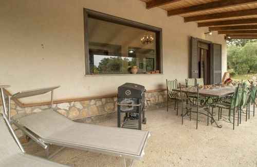Itri Villa | 115 m² Villa ∙ 3 bedrooms ∙ 7 guests