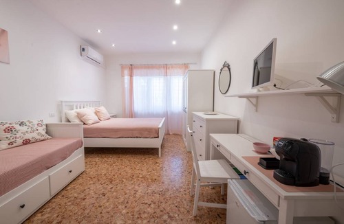 Vatican Apartment | 120 m² Apartment ∙ 3 bedrooms ∙ 9 guests