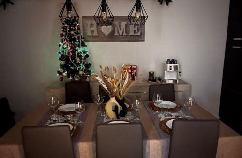 Ovindoli House | 1375 Suites