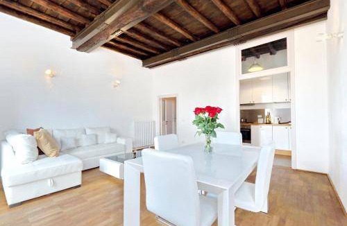 Navona Apartment | 139 m² Apartment ∙ 3 bedrooms ∙ 8 guests