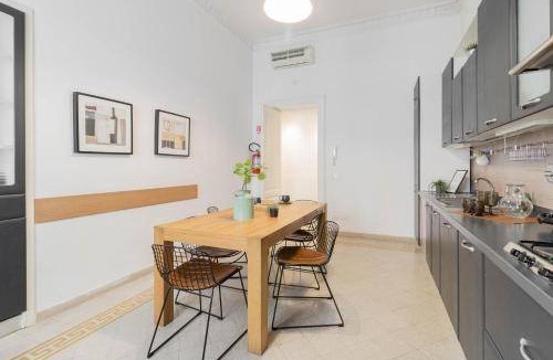Prati Apartment | 140 m² Apartment ∙ 3 bedrooms ∙ 10 guests